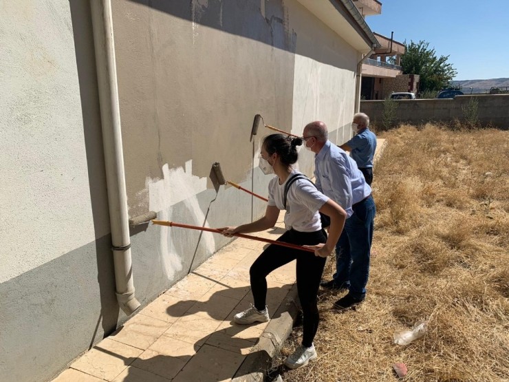 Üniversiteli Öğrencilerinden İlkokul Öğrencilerine Destek