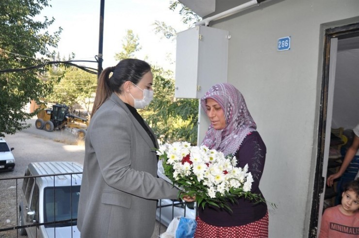 Kaymakam Demir Şehit Ailelerini Yalnız Bırakmadı