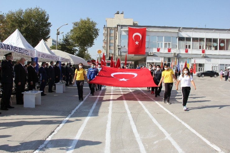 Cumhuriyet Tarihinde İlk Kez Tebrik Kabulü Açık Alanda Düzenlendi