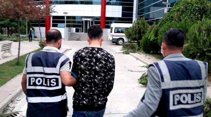 İzmir Depremiyle İlgili Provokatif Paylaşım Yapan Şahıs Adliyede