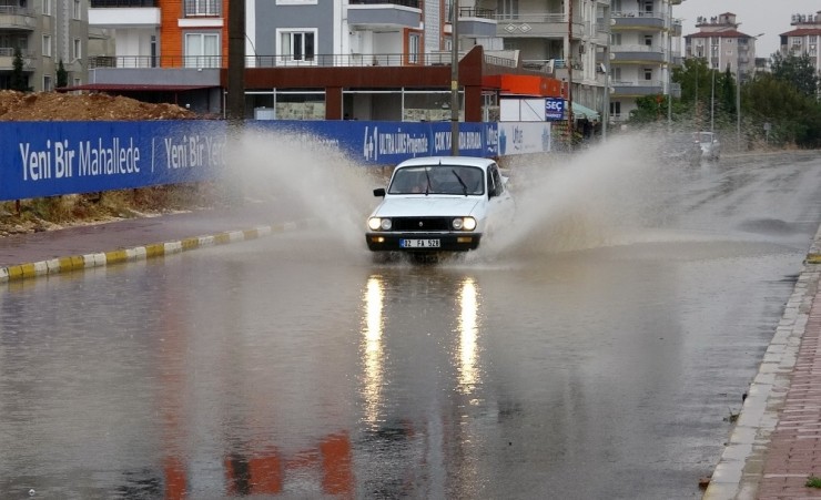 Adıyaman’da Yağmur Su Baskınlarına Neden Oldu