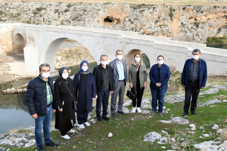 Vali Çuhadar, Besni İlçesini Gezdi