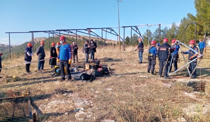 Afad Gönüllülerinin Eğitimlerini Tamamladı