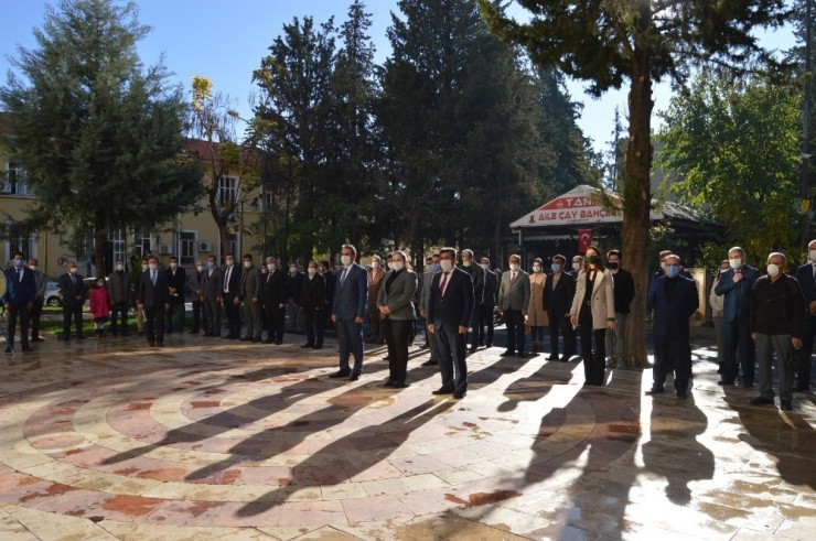 Besni’de Öğretmenler Günü Kutlandı