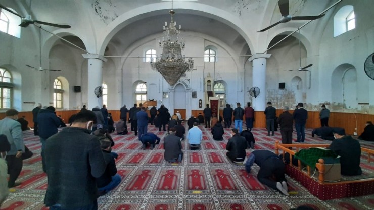 Restore Edilecek Çarşı Camii’nde Son Namaz Kılındı