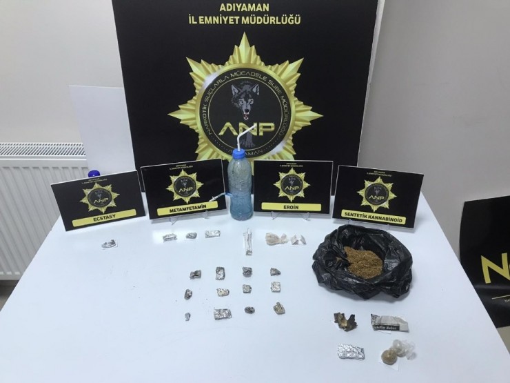 Yılbaşı Gecesi Uyuşturucu Partisine Polis Baskını