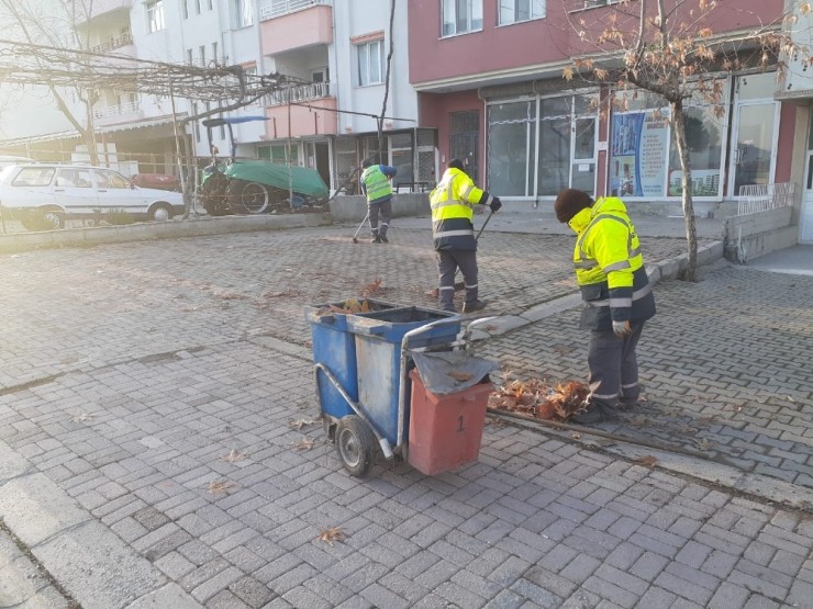 Gölbaşı İlçesi Baştan Aşağı Temizleniyor