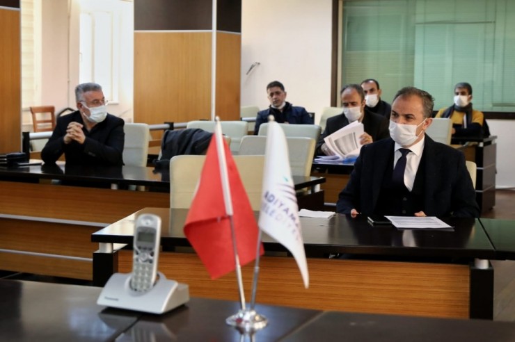 Adıyaman Belediyesi’nde Değerlendirme Toplantısı