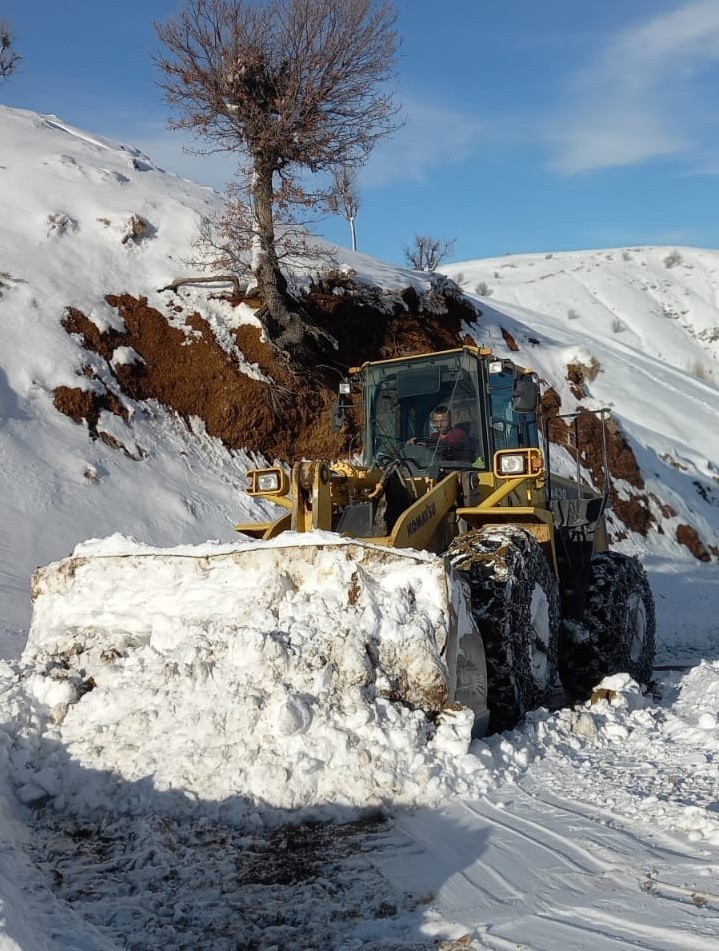 Adıyaman’da Kapalı Köy Yolu Kalmadı