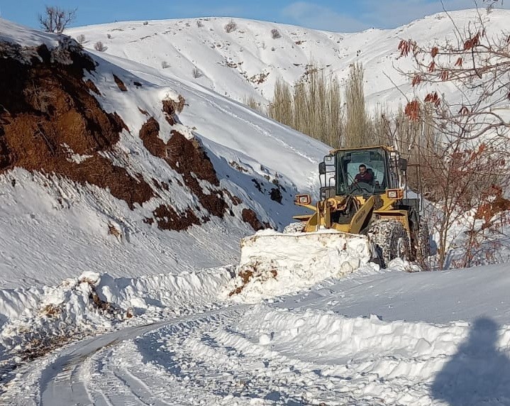 Adıyaman’da Kapalı Köy Yolu Kalmadı