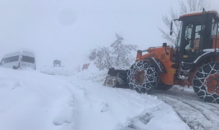 Adıyaman’da 116 Köy İle 145 Mezranın Yolu Ulaşıma Kapandı