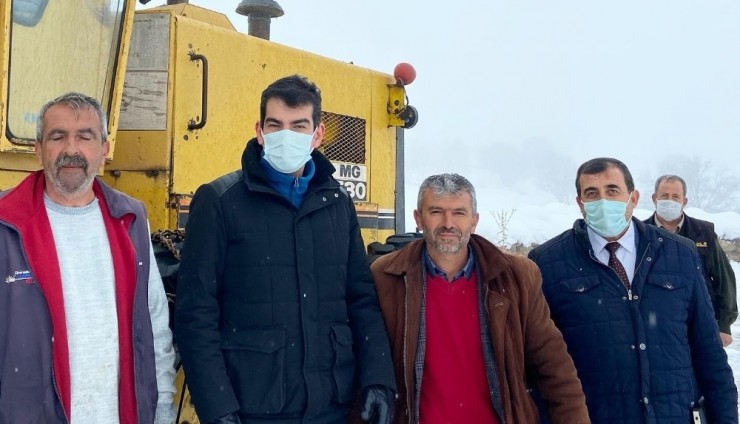 Kaymakam Köksal Kar Temizleme Çalışmalarını İnceledi