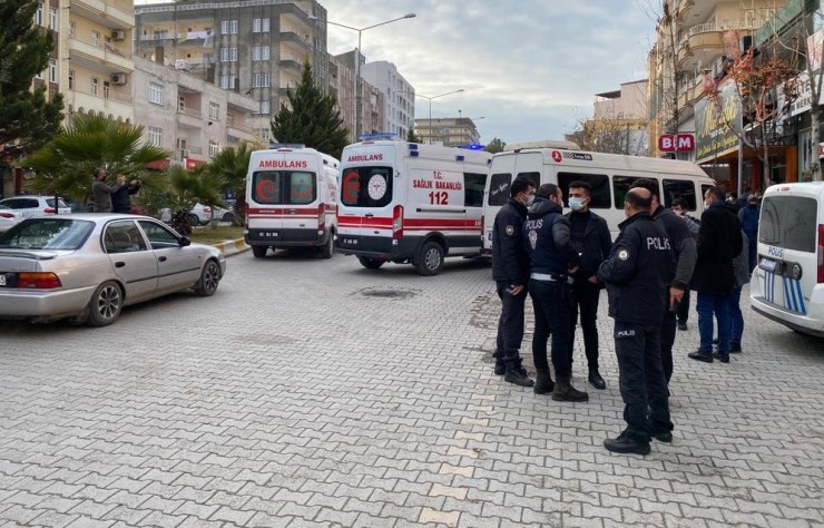 Adıyaman’da Bıçaklı Saldırı: 2 Yaralı