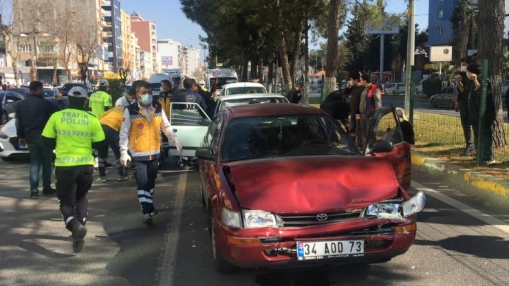 Adıyaman’da Zincirleme Kaza: 3 Yaralı