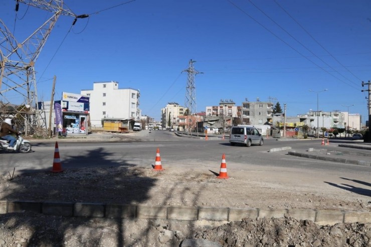 Adıyaman Belediyesi Yeni Kavşaklarla Ulaşım Ağını Geliştiriyor