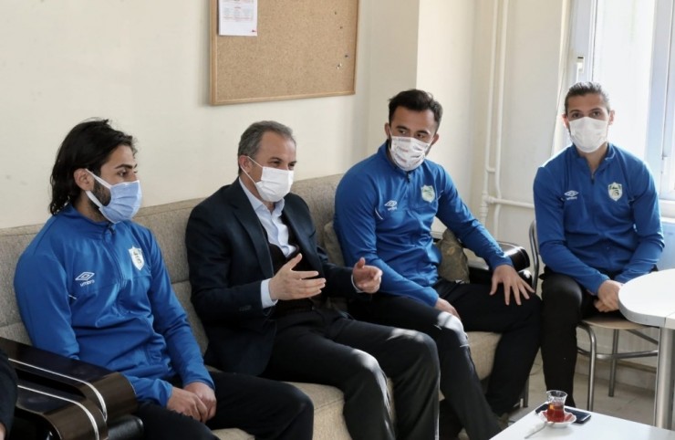 Başkan Kılınç, Sporcularla Bir Araya Geldi