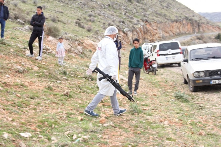 Dağ Başında Erkek Cesedi Bulundu