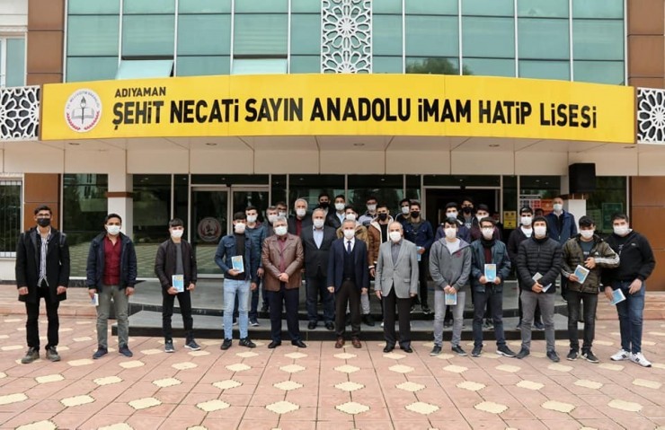 Kılınç, Öğrencilerle Bir Araya Geldi