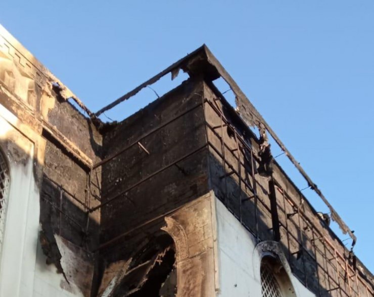 Menzil’de Çıkan Yangın Korkuttu