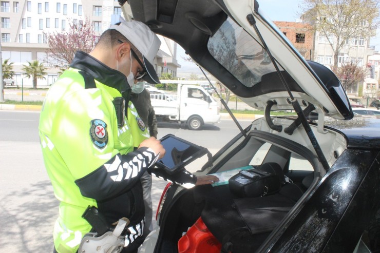 Kırmızı Işıktan Geçen Sürücülere Göz Açtırılmıyor