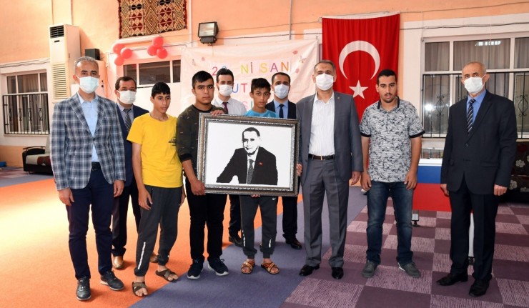 Vali Çuhadar, Aile Ve Sosyal Hizmetler İl Müdürlüğüne Bağlı Kuruluşları Gezdi