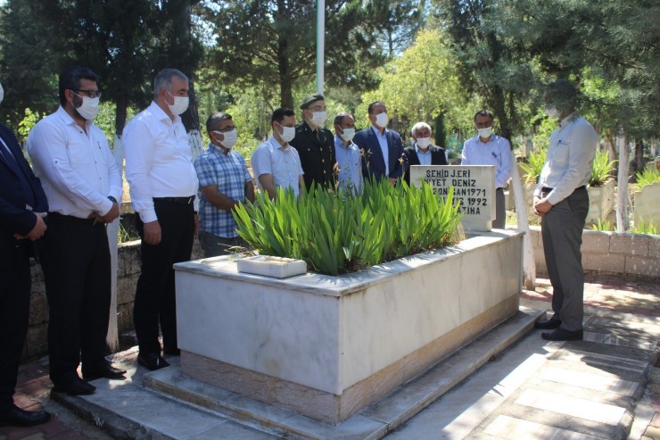 Kahta’da Bayram Öncesi Şehit Mezarlarına Ziyaret