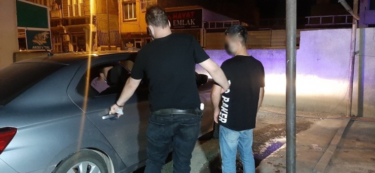 Oto Yıkamada Uyuşturucu Operasyonu: 2 Gözaltı