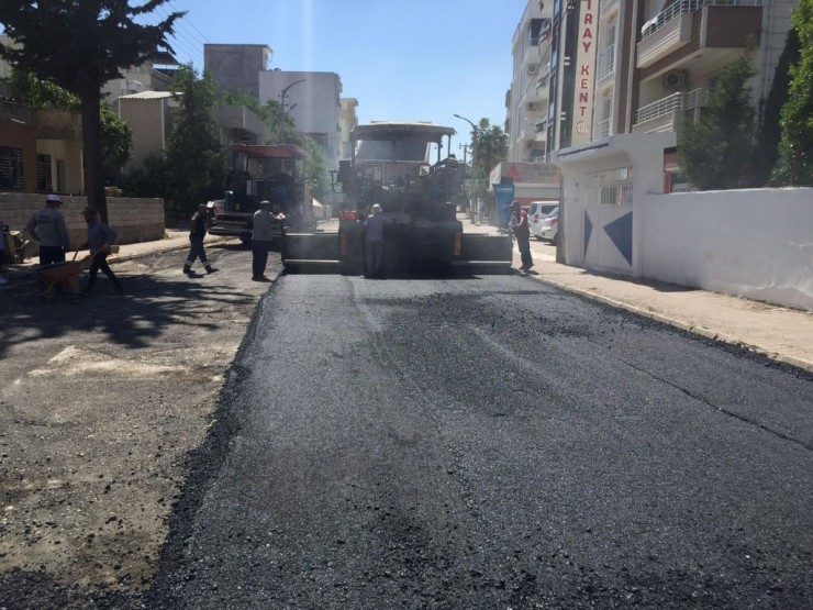 Arzumkent Caddesi Asfaltlanıyor