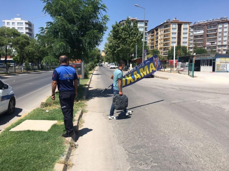 Zabıtadan Kaldırım İşgali Denetimi