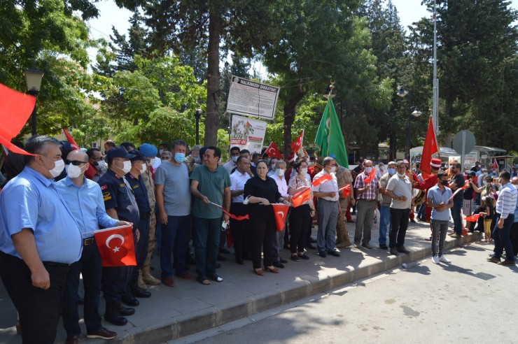 Afrin’den Dönen Komandolara Besni’de Sevgi Seli