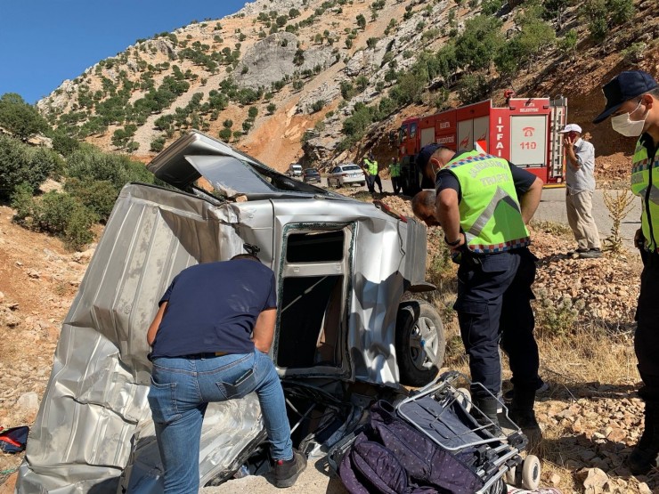 Nemrut Dönüşü Feci Kaza: 2 Ölü, 5 Yaralı