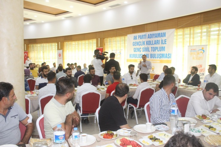 Gençlik Kolları, Genç Sivil Toplum Kuruluşları İle Bir Araya Geldi