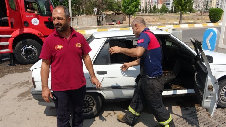 Lpg’li Otomobil Bomba Gibi Patladı: 3 Yaralı