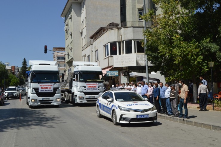 Adıyaman’ın Besni İlçesinden Kastamonu’ya 2 Tır Yardım