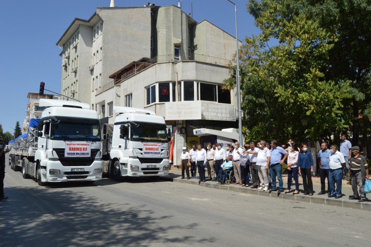 Adıyaman’ın Besni İlçesinden Kastamonu’ya 2 Tır Yardım