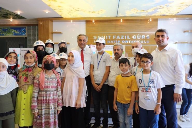 Öğrencilerin Eserleri Tübitak Bilim Fuarında Beğeni Topladı