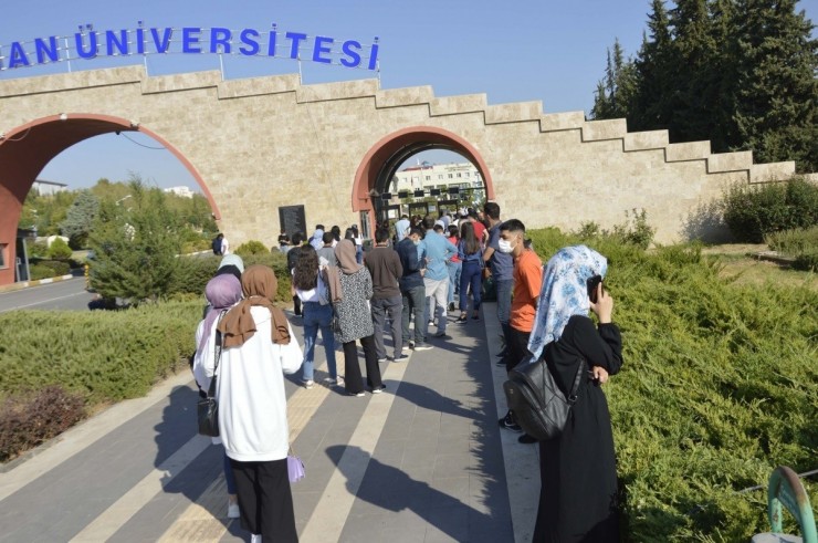 Adıyaman Üniversites’inde Yüz Yüze Eğitim Başladı