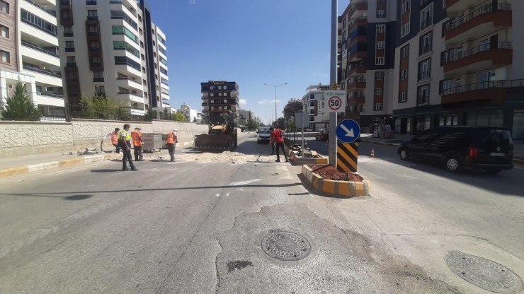 Kazaların Meydana Geldiği Kavşakta Sinyalizasyon Kuruluyor