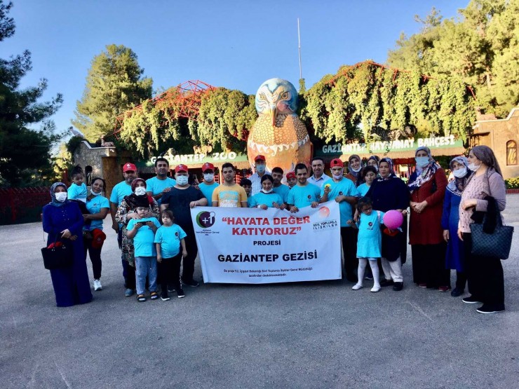 Adıyamanlı Down Sendromlular Gaziantep’i Gezdi