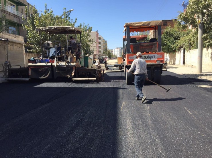 Yeşilyurt Caddesi Asfaltlanıyor