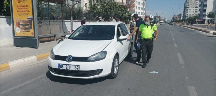 Okuldan Çıkan Öğrenciye Otomobil Çarptı: 1 Yaralı