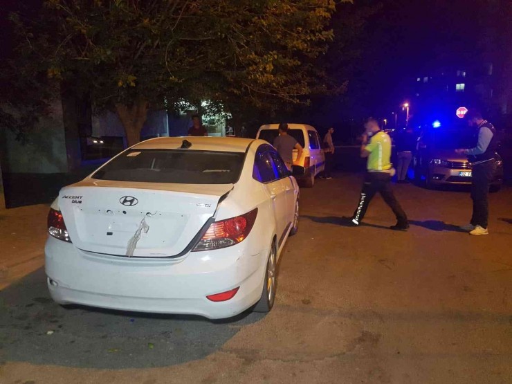 Polisin Kovalama Sonucu Yakaladığı 3 Şahıs Gözaltına Alındı