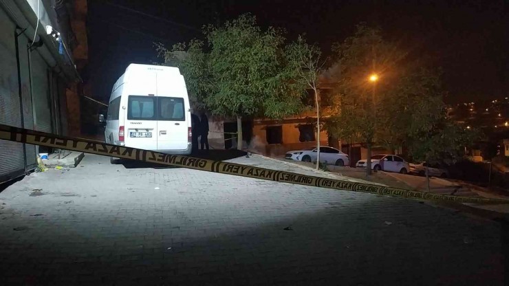 Komşu İki Aile Arasında Silahlı Kavga: 2’si Ağır 5 Yaralı