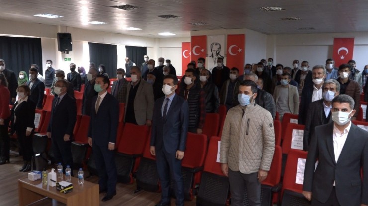 Kulp’ta Üreticilere, Yaş Koza Üretiminin Artırılması Eğitimi