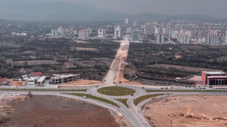 Başkan Gürkan, 35 Metrelik Yolda İncelemelerde Bulundu