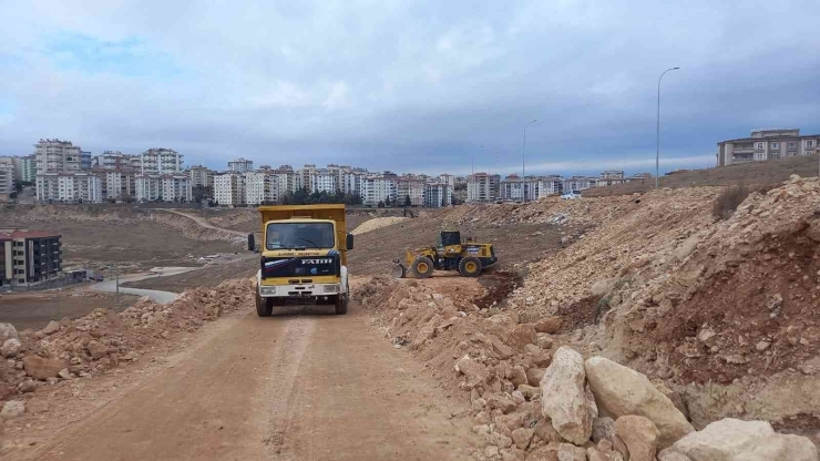 Şahinbey’e Yol Açma Çalışmaları Aralıksız Devam Ediyor