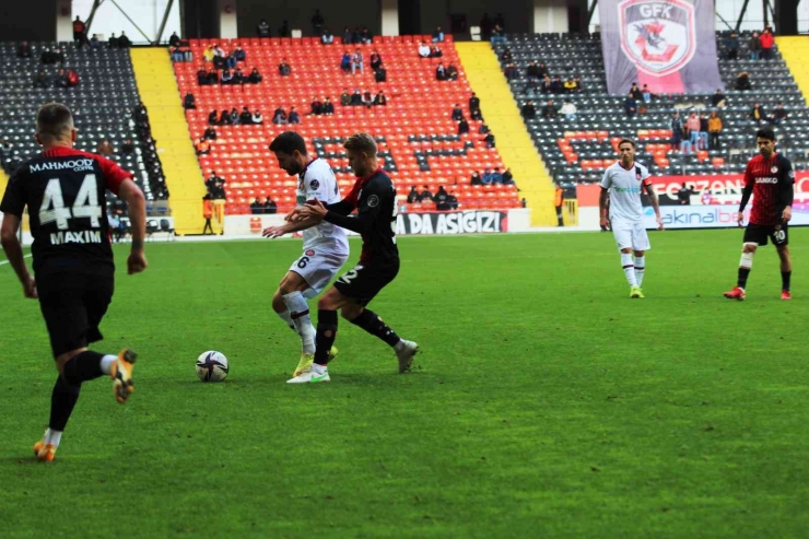 Spor Toto Süper Lig: Gaziantep Fk: 3 - Fatih Karagümrük: 1 (maç Sonucu)