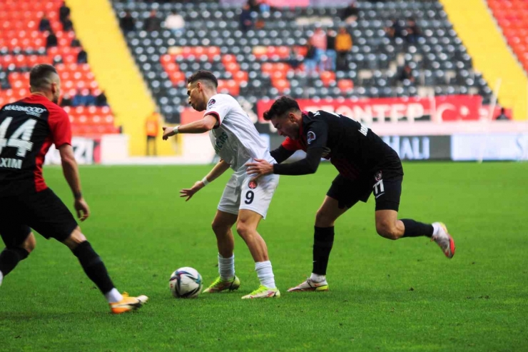 Spor Toto Süper Lig: Gaziantep Fk: 3 - Fatih Karagümrük: 1 (maç Sonucu)