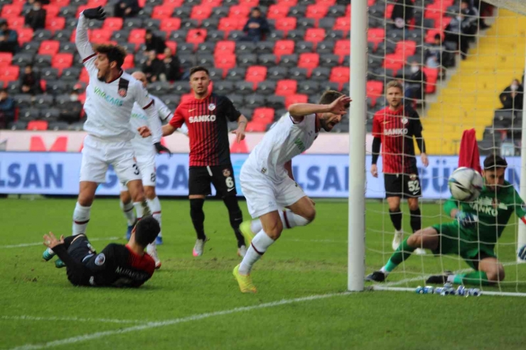 Spor Toto Süper Lig: Gaziantep Fk: 3 - Fatih Karagümrük: 1 (maç Sonucu)