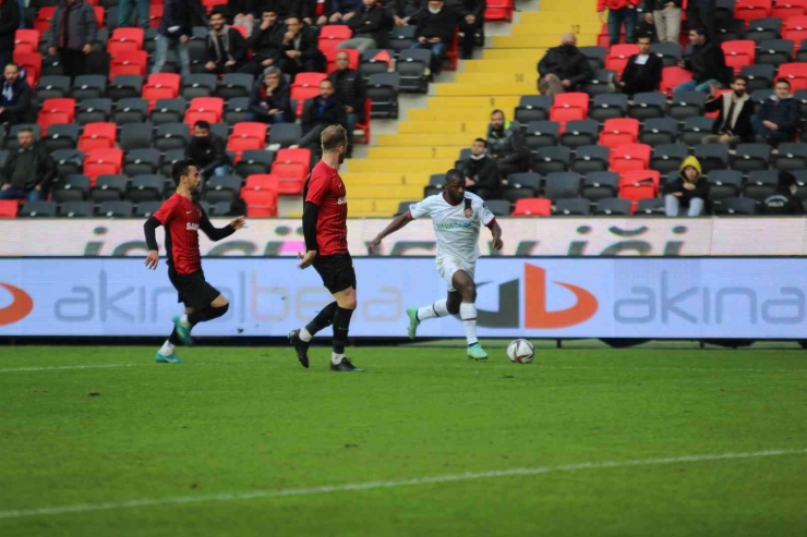 Spor Toto Süper Lig: Gaziantep Fk: 3 - Fatih Karagümrük: 1 (maç Sonucu)